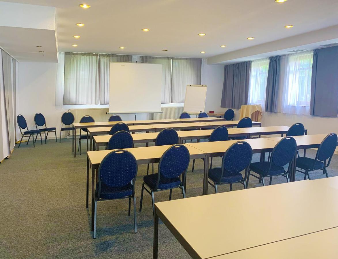 Parkhotel Cham Ngoại thất bức ảnh